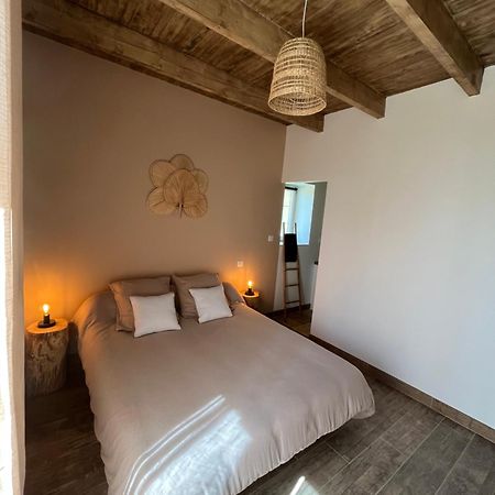La Petite Ferme De La Croix Bed & Breakfast Saint-Avit-Senieur Bagian luar foto
